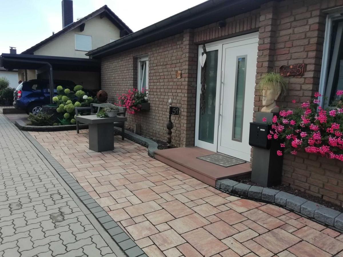Haus Sonnenblick Appartement Momlingen Buitenkant foto