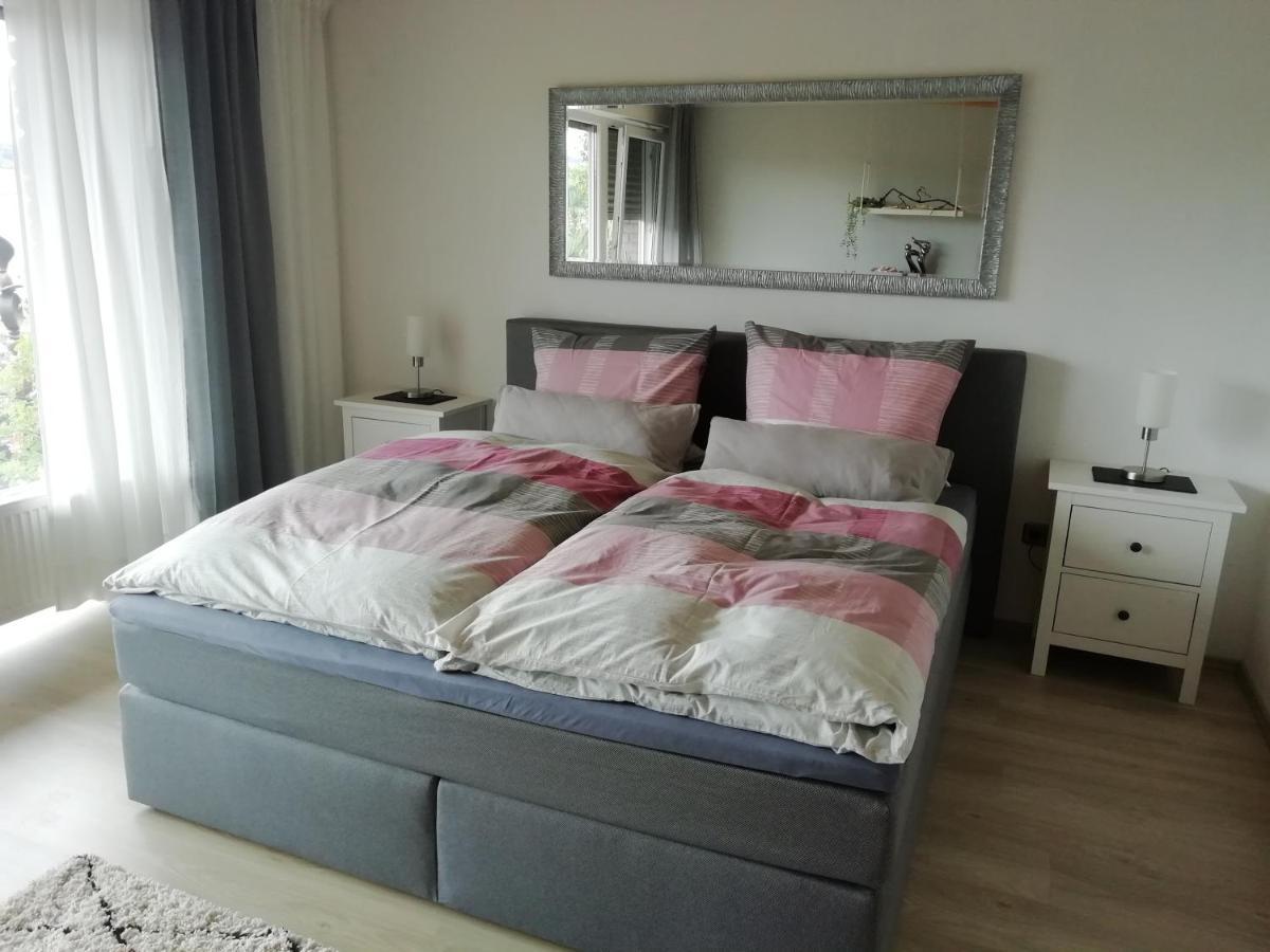 Haus Sonnenblick Appartement Momlingen Buitenkant foto
